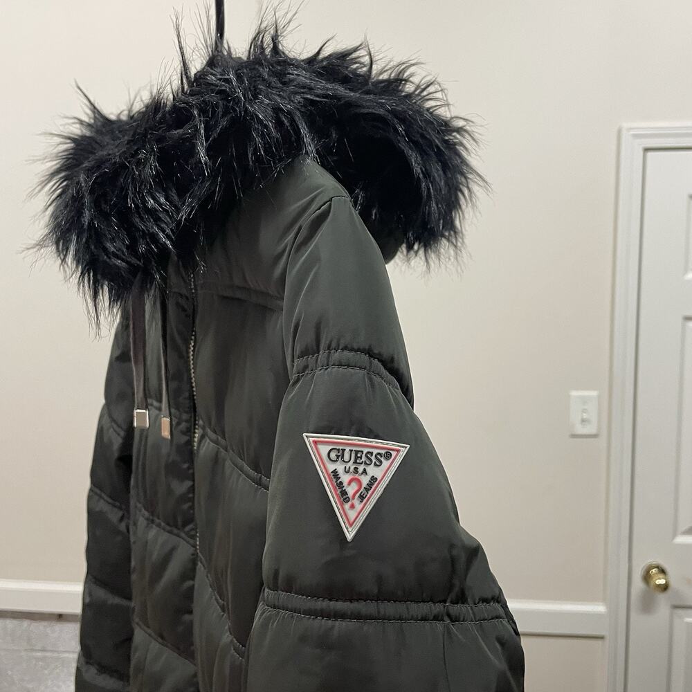 GUESS Puffer Coat Dark Green Women’s Medium Long Hooded Faux Fur Winter NWOT - Picture 6 of 14